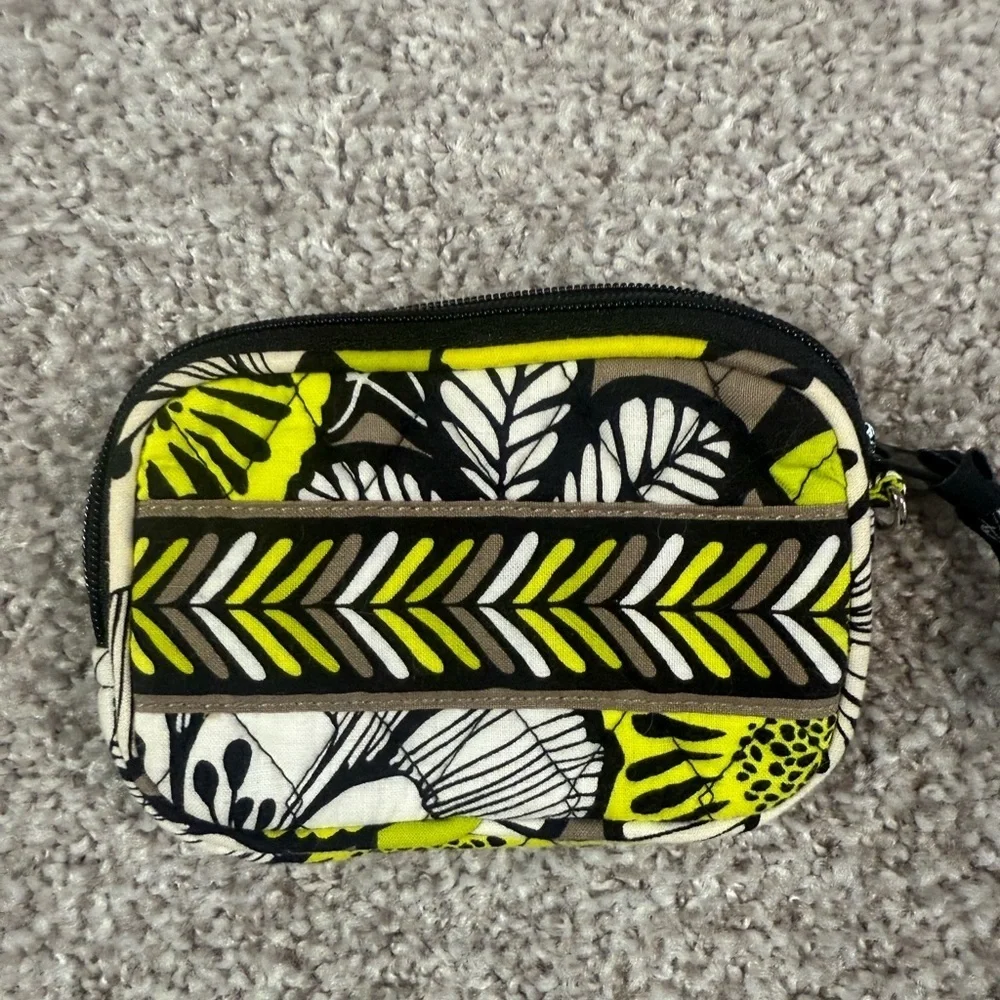 Vera Bradley black gray green yellow Quilted Coin Purse / Mini Wallet – Floral